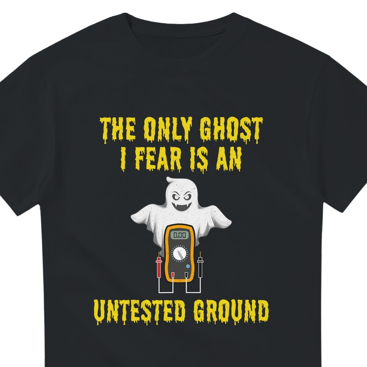 Lineman Halloween T-Shirt | The Only Ghost I Fear Is An Untested Ground